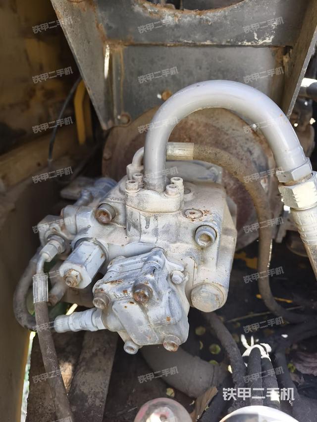 液压泵室（大件舱室）