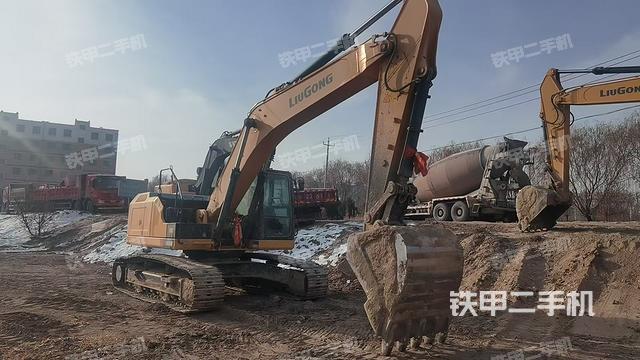 柳工CLG926F挖掘机