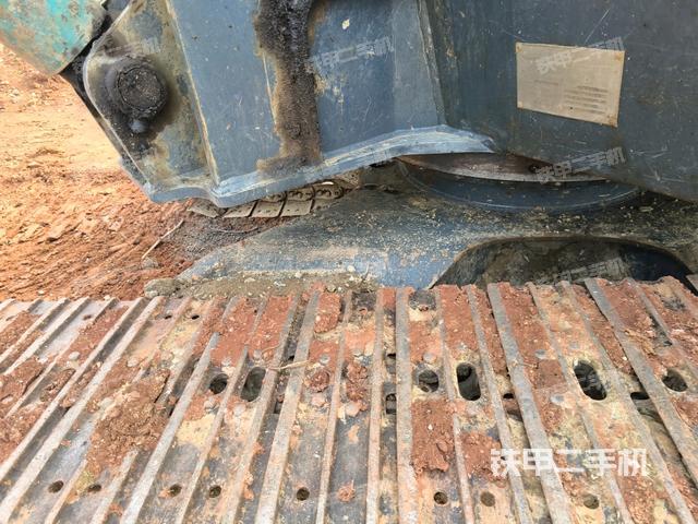 右側履帶整體?（行走機構）