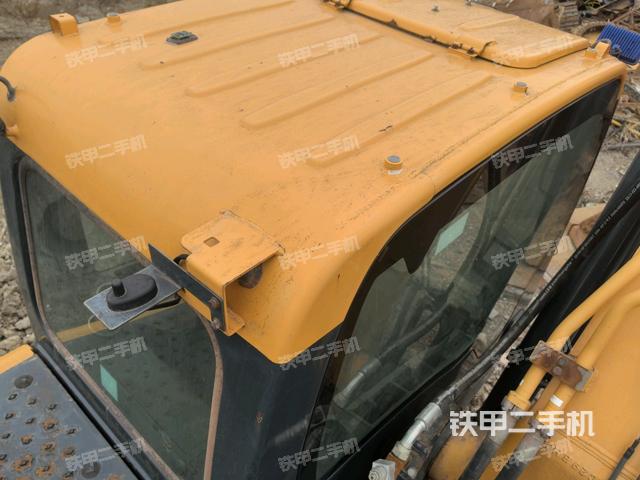 駕駛室頂部俯視（上車部件）