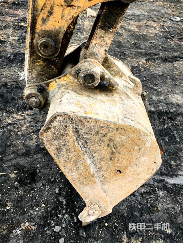 鏟斗45度（工作和回轉(zhuǎn)裝置）