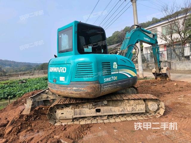 右后45（整機外觀）