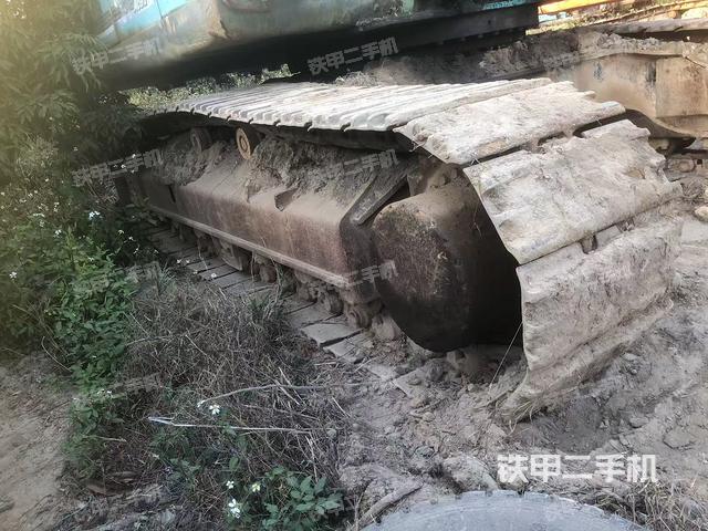 右驅(qū)動(dòng)輪（行走機(jī)構(gòu)）