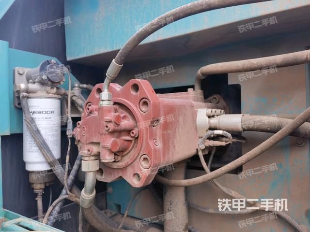 液壓泵斜45?左（大件艙室）