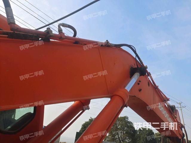 大臂根部?斜視（工作和回轉(zhuǎn)裝置）