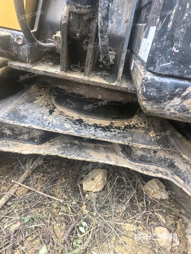 轉盤和下車架正前（工作和回轉裝置）