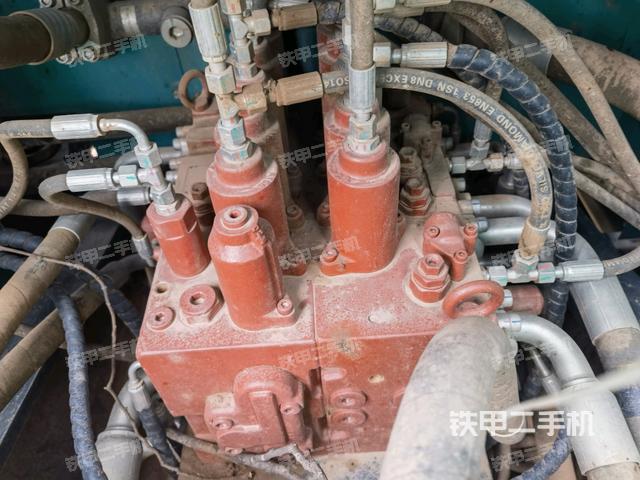 分配閥（上車部件）