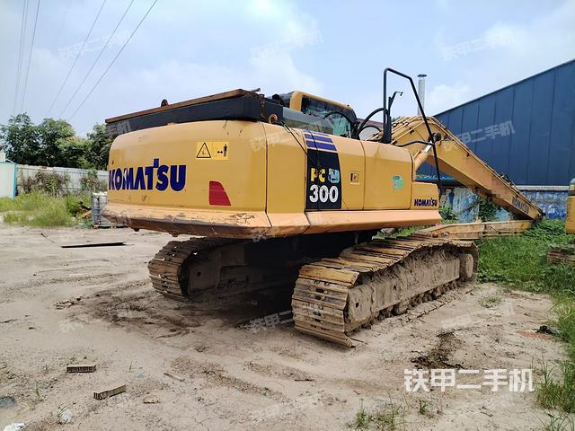 右后45(整機外觀) 右后45(整機外觀)
