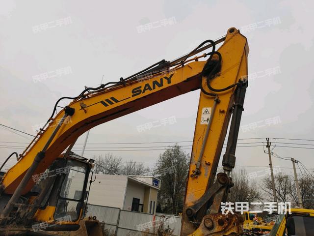 大臂整體?右側(cè)（工作和回轉(zhuǎn)裝置）