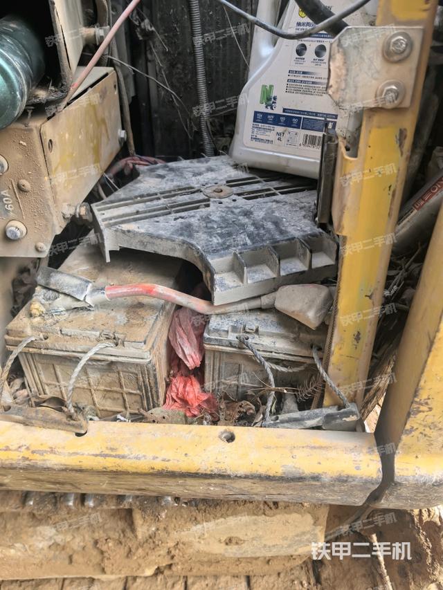 電瓶（大件艙室）