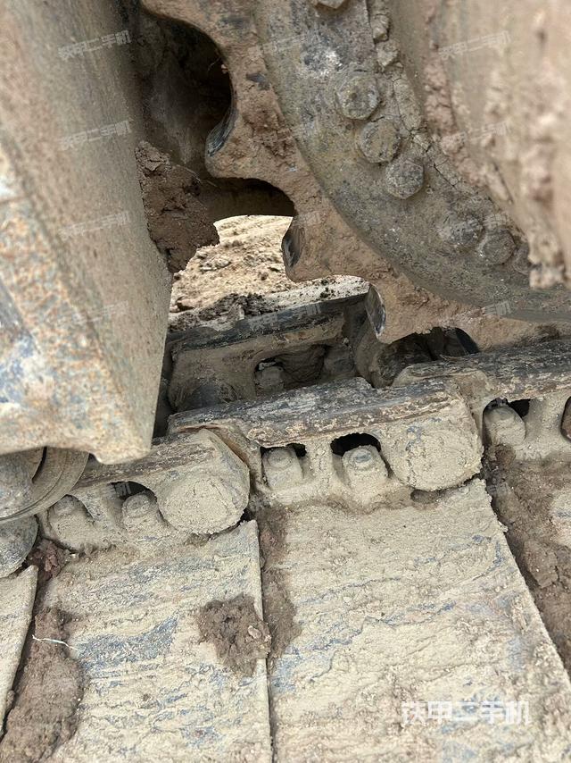 右驅(qū)動(dòng)輪(行走機(jī)構(gòu)) 右驅(qū)動(dòng)輪(行走機(jī)構(gòu))
