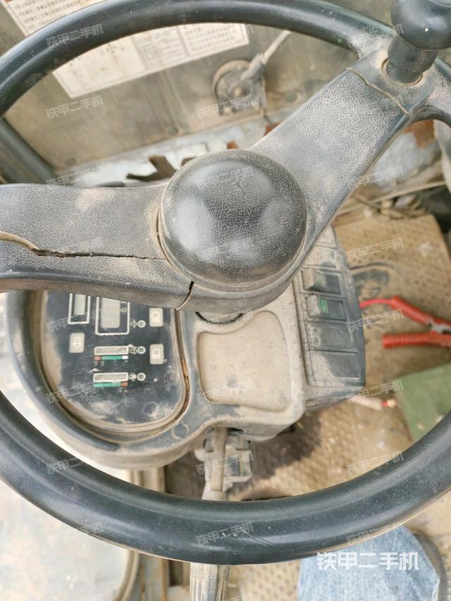 顯示屏?(駕駛室部分) 顯示屏?(駕駛室部分)