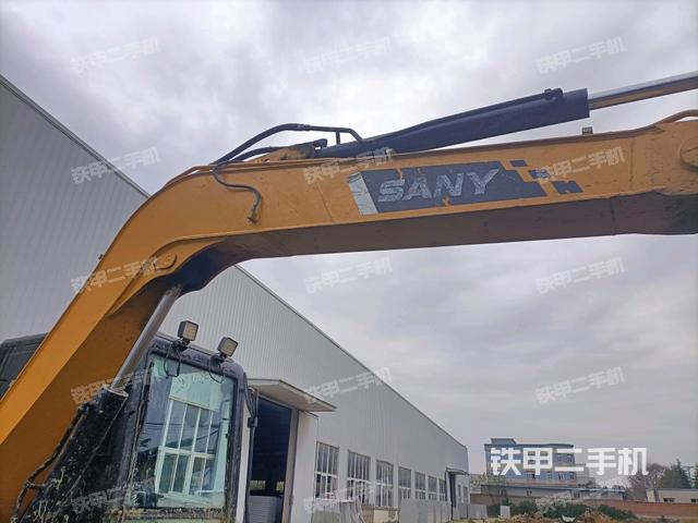 大臂整體?右側(cè)（工作和回轉(zhuǎn)裝置）