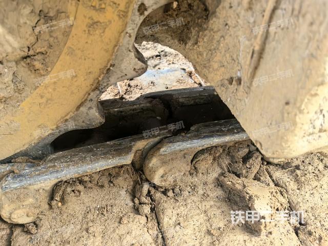 左側(cè)行走馬達蓋板（行走機構(gòu)）