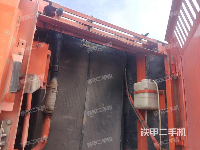 液壓泵室（大件艙室）