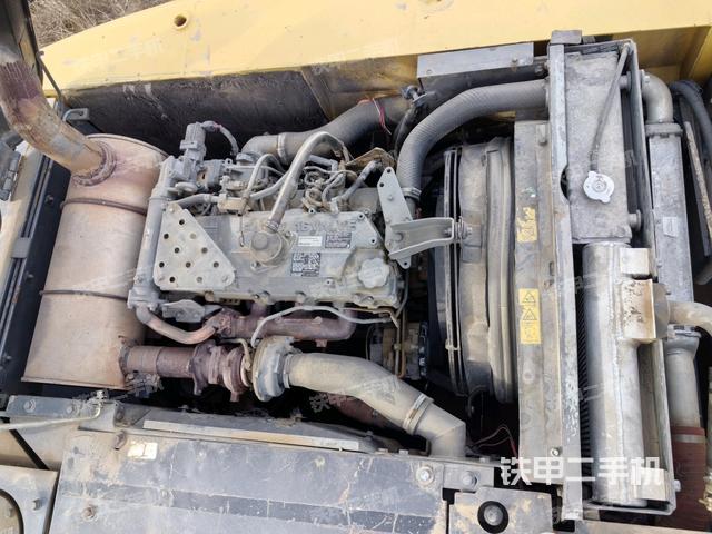 發(fā)動(dòng)機(jī)整體俯視(整機(jī)外觀) 發(fā)動(dòng)機(jī)整體俯視(整機(jī)外觀)