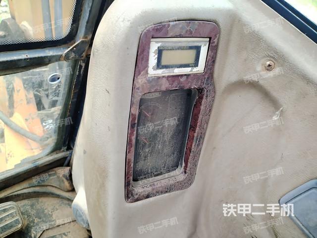 顯示屏?(駕駛室部分) 顯示屏?(駕駛室部分)