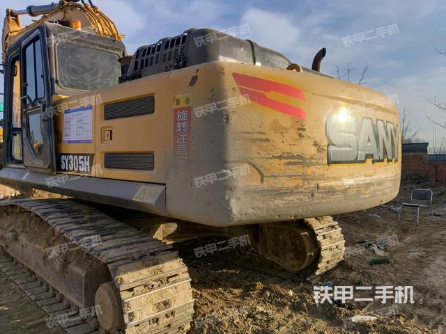 三一重工SY305H挖掘机的设备实拍-第2张实拍照片