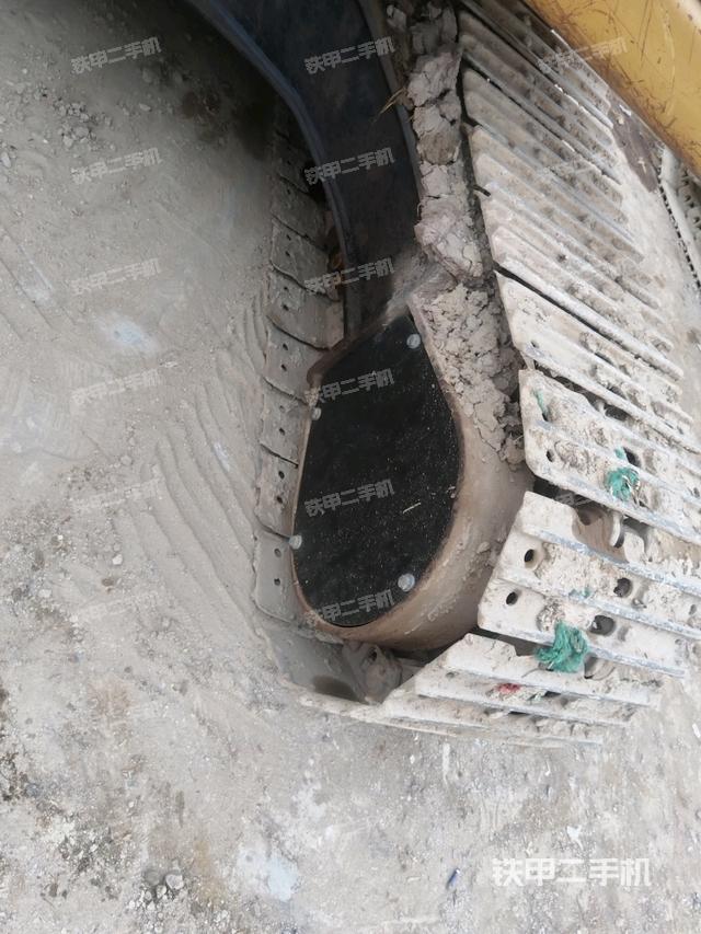 左側(cè)行走馬達(dá)蓋板（行走機(jī)構(gòu)）