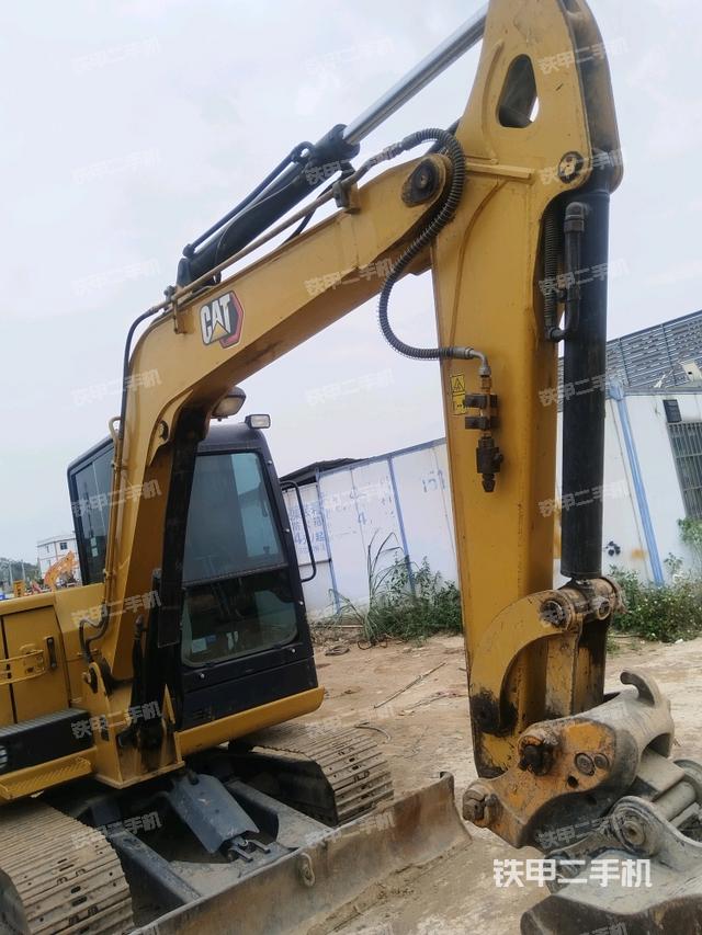 大臂整體?右側(cè)(工作和回轉(zhuǎn)裝置) 大臂整體?右側(cè)(工作和回轉(zhuǎn)裝置)