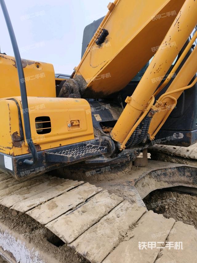 大臂整體?右側(cè)（工作和回轉(zhuǎn)裝置）