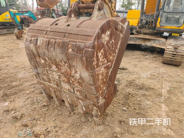 鏟斗45度（工作和回轉(zhuǎn)裝置）