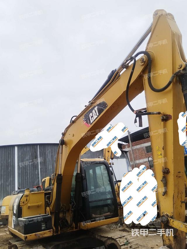 小臂整體左后（工作和回轉(zhuǎn)裝置）