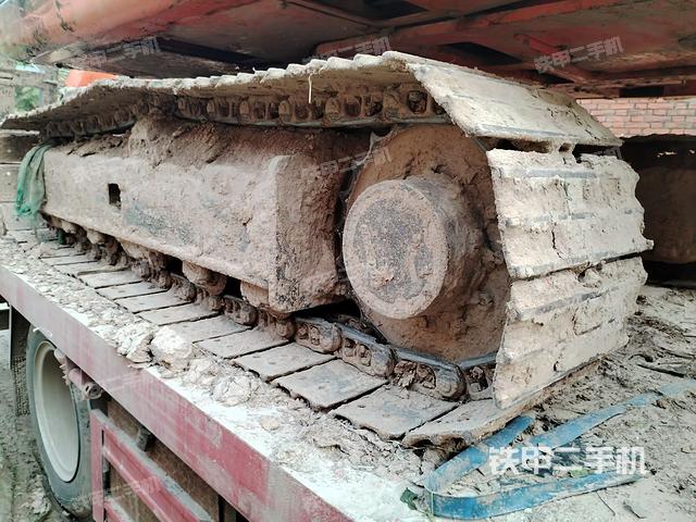 左側(cè)履帶整體?（行走機(jī)構(gòu)）