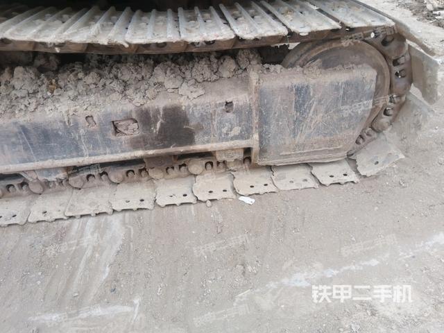 右導(dǎo)向輪（行走機(jī)構(gòu)）