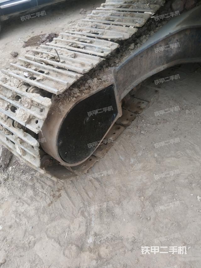 右側(cè)行走馬達(dá)蓋板（行走機(jī)構(gòu)）