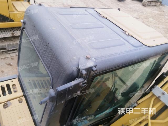 駕駛室頂部俯視（上車部件）