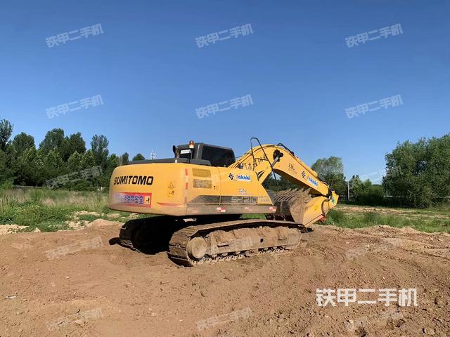 整機(jī)右后45°(整機(jī)外觀) 整機(jī)右后45°(整機(jī)外觀)