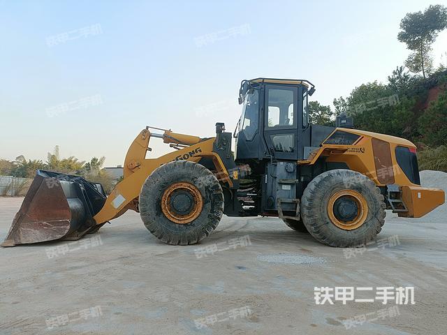 工作裝置整體（整機外觀及大件）