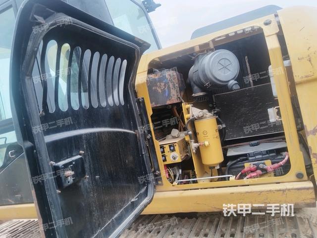 散熱器正面（大件艙室）