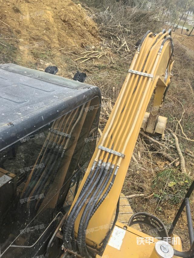 大臂背部俯視（工作和回轉裝置）