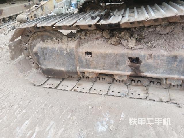 左導(dǎo)向輪（行走機(jī)構(gòu)）