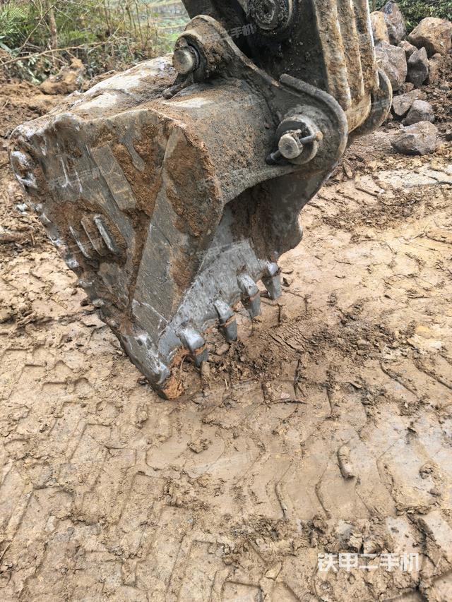 鏟斗45度（工作和回轉(zhuǎn)裝置）