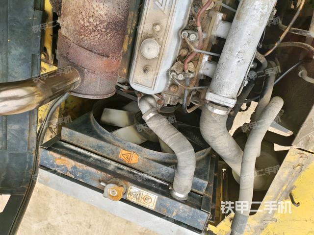 水箱+風(fēng)扇特寫(xiě)(上車(chē)部件) 水箱+風(fēng)扇特寫(xiě)(上車(chē)部件)