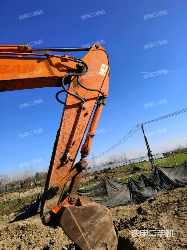 小臂整體左后（工作和回轉(zhuǎn)裝置）