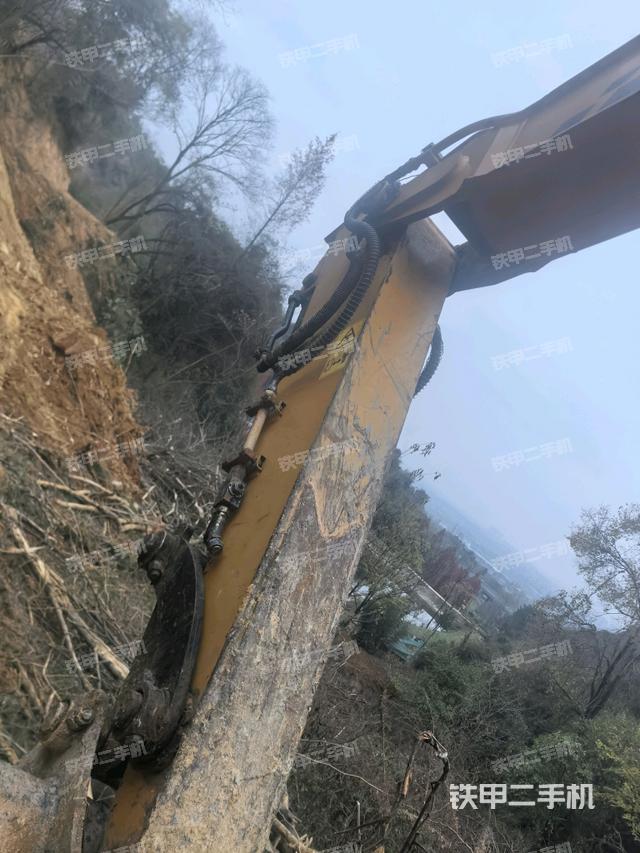 小臂整體右前（工作和回轉裝置）