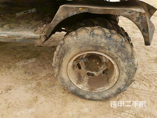 右側(cè)履帶整體?(行走機(jī)構(gòu)) 右側(cè)履帶整體?(行走機(jī)構(gòu))