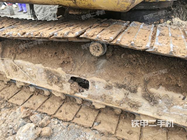 右側(cè)行走馬達蓋板（行走機構(gòu)）