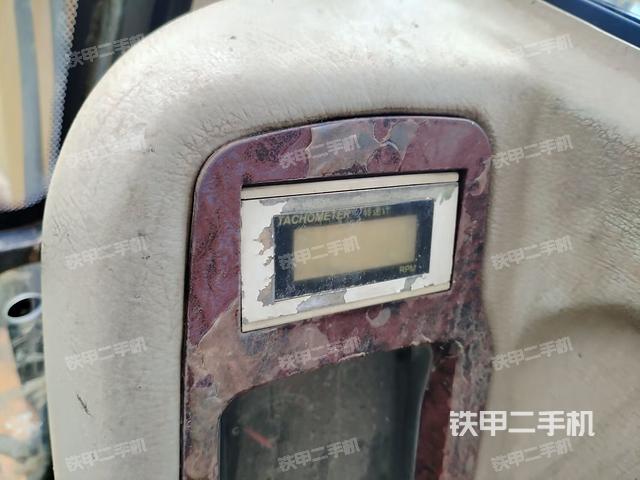 小時表(駕駛室部分) 小時表(駕駛室部分)