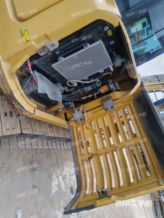 散熱器室(大件艙室) 散熱器室(大件艙室)