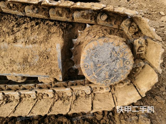 右驅(qū)動(dòng)輪(行走機(jī)構(gòu)) 右驅(qū)動(dòng)輪(行走機(jī)構(gòu))