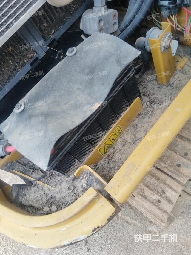 電瓶(大件艙室) 電瓶(大件艙室)