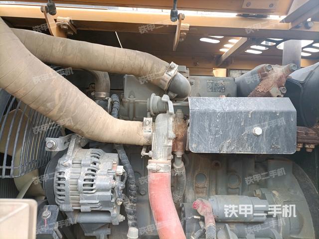 發(fā)動機(jī)室（上車部件）