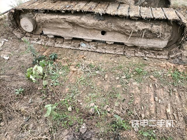 左側(cè)履帶整體?（行走機(jī)構(gòu)）