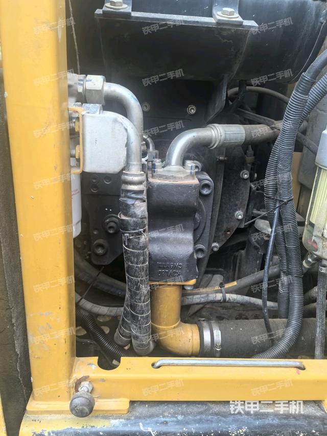 液壓泵室（大件艙室）