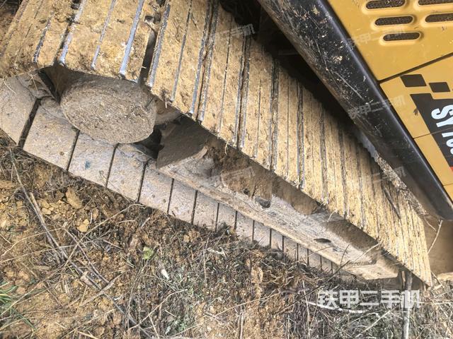 右側履帶整體?（行走機構）